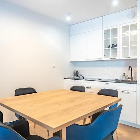 Apartment 702-703