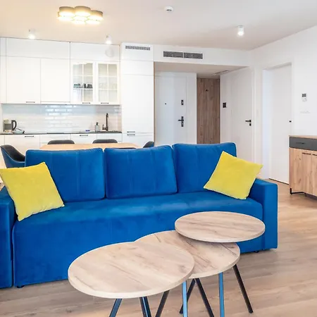 Apartment 702-703